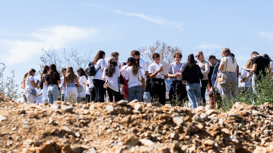 МЛАДИТЕ УЧЕА КАКО ДА ВРШАТ МОНИТОРИНГ НА РЕЧНИТЕ КОРИТА