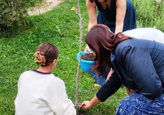 Успешно реализирана акција за компостирање: Циркуларна економија на дело во ООУ „Јан Амос Коменски“